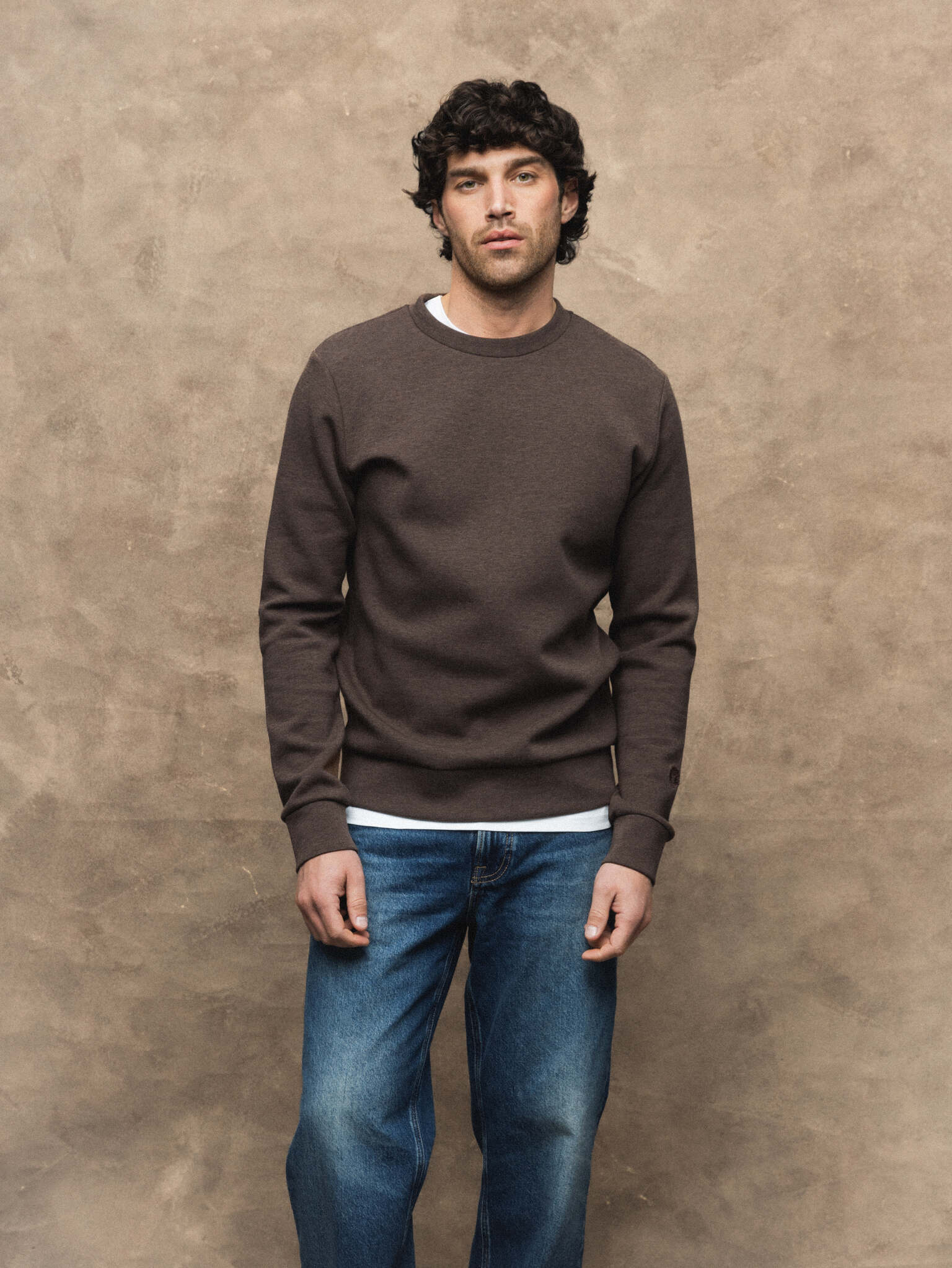 Modelshot / Chocolate Brown Melange / Detail